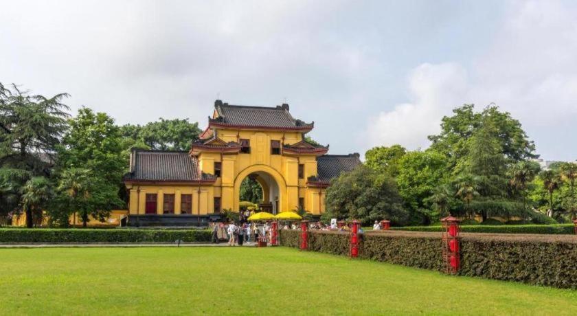 Guilin Sky Palace Hotel Екстериор снимка